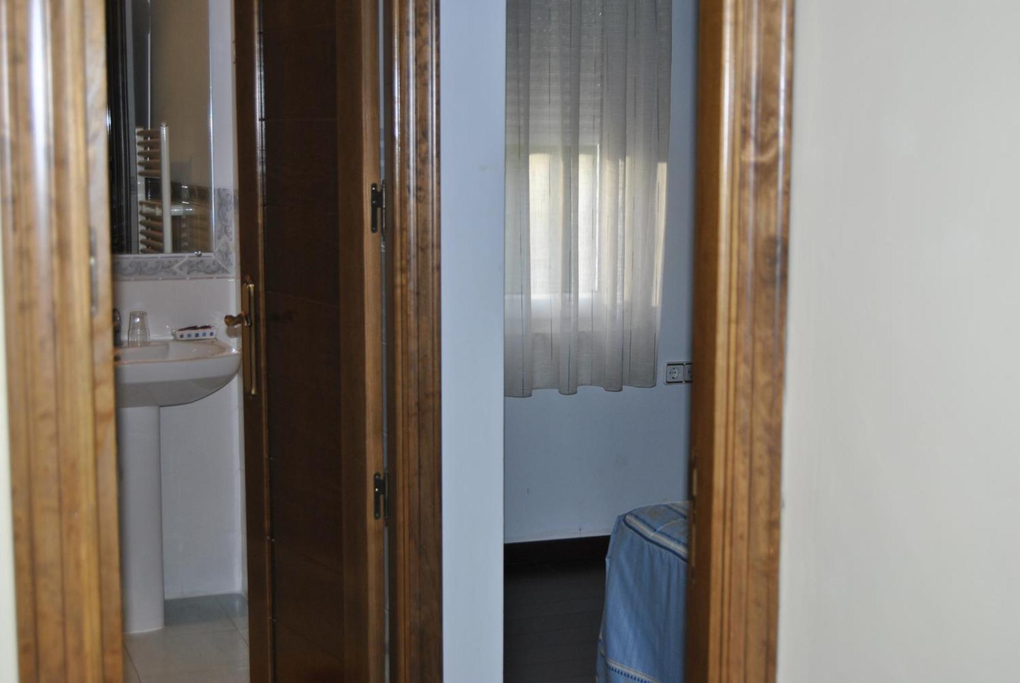 Hostal Rural Amador Puente de Vadillos Bilik gambar