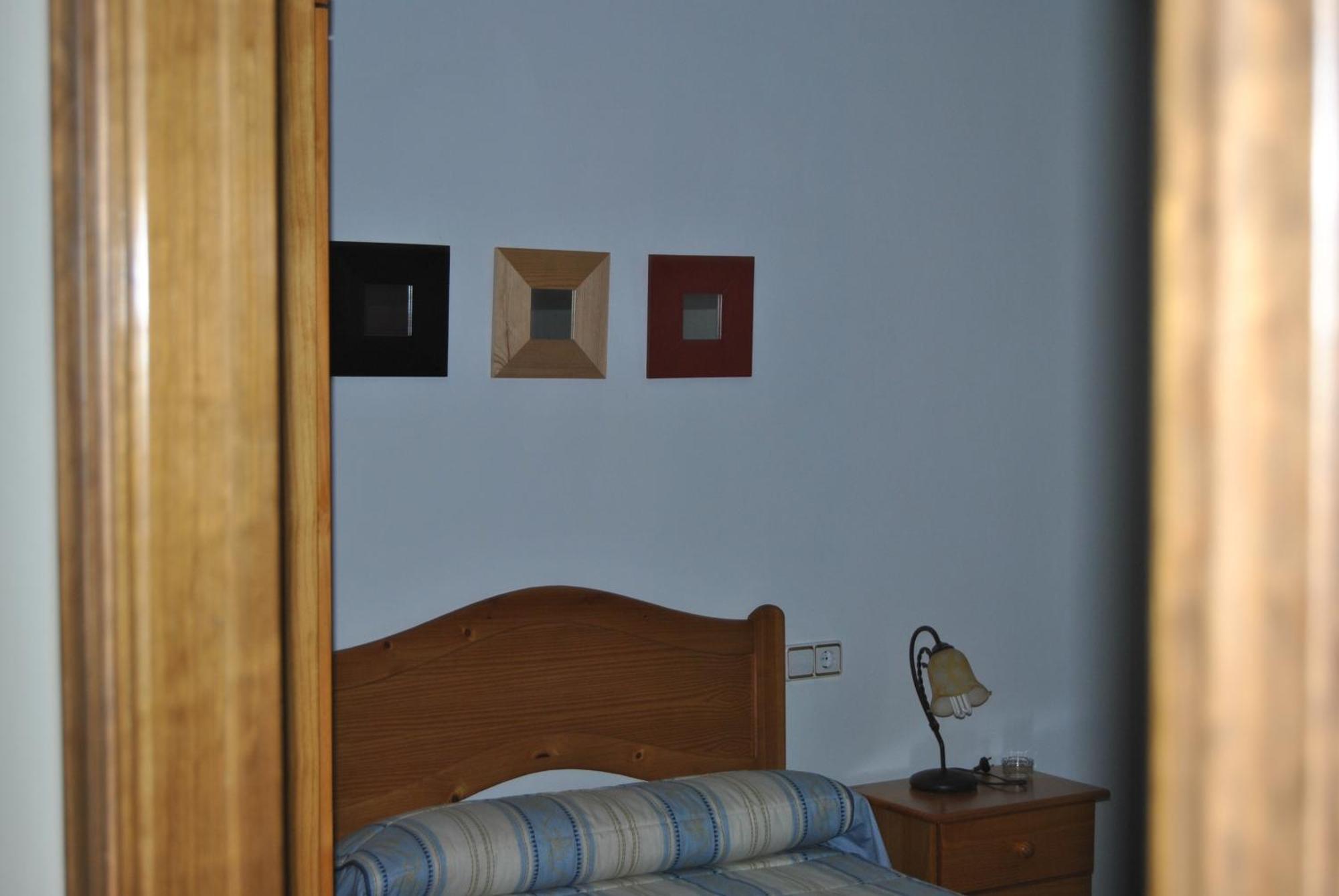Hostal Rural Amador Puente de Vadillos Bilik gambar