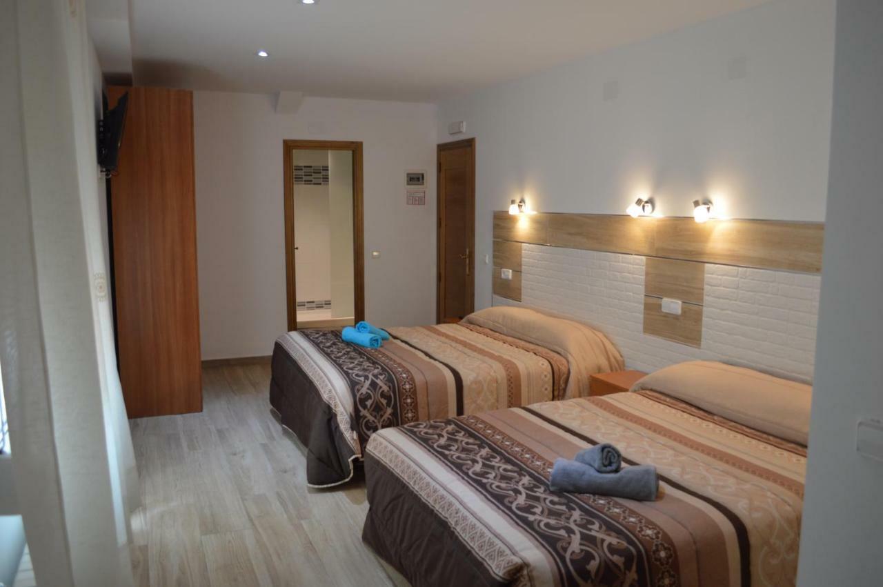 Hostal Rural Amador Puente de Vadillos Luaran gambar