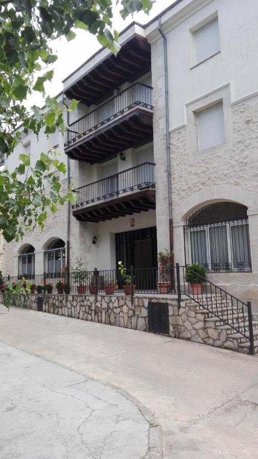 Hostal Rural Amador Puente de Vadillos Luaran gambar